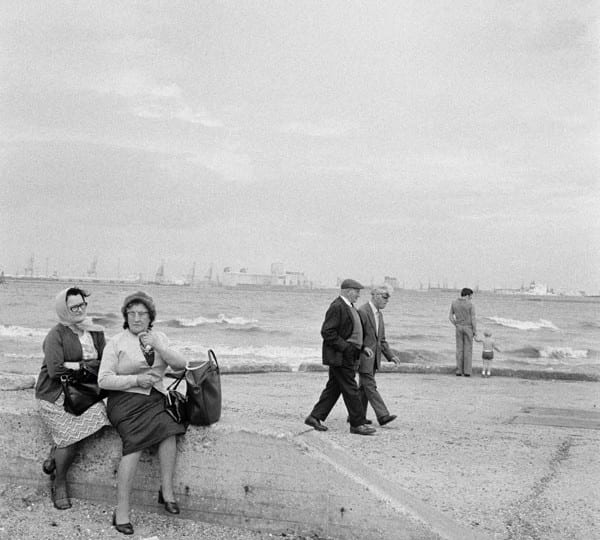 Every Man and Woman is a Star: Photographs by Martin Parr and Tom Wood at Walker Art Gallery