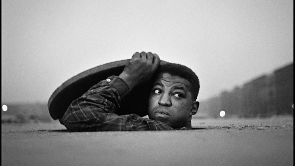 Gordon Parks: <br> We Shall Not Be Moved